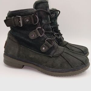 UGG Women's Dark Gray Winter Boots